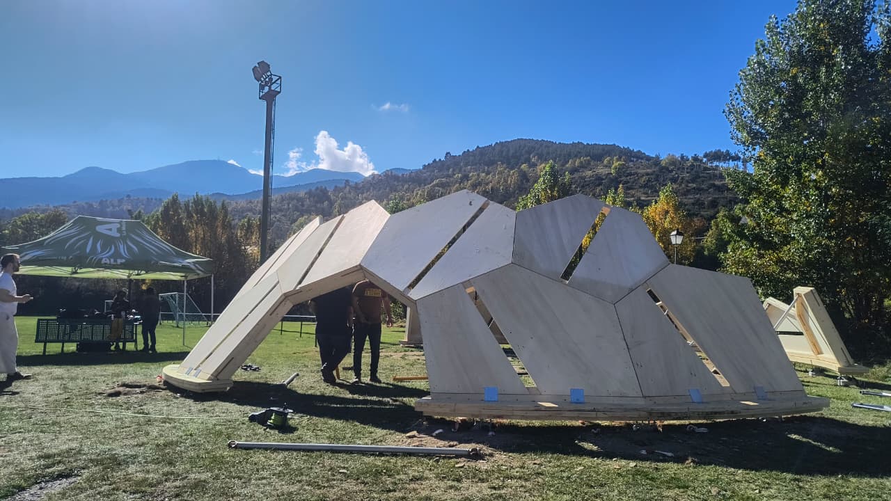 Murgola pavilion piloedre