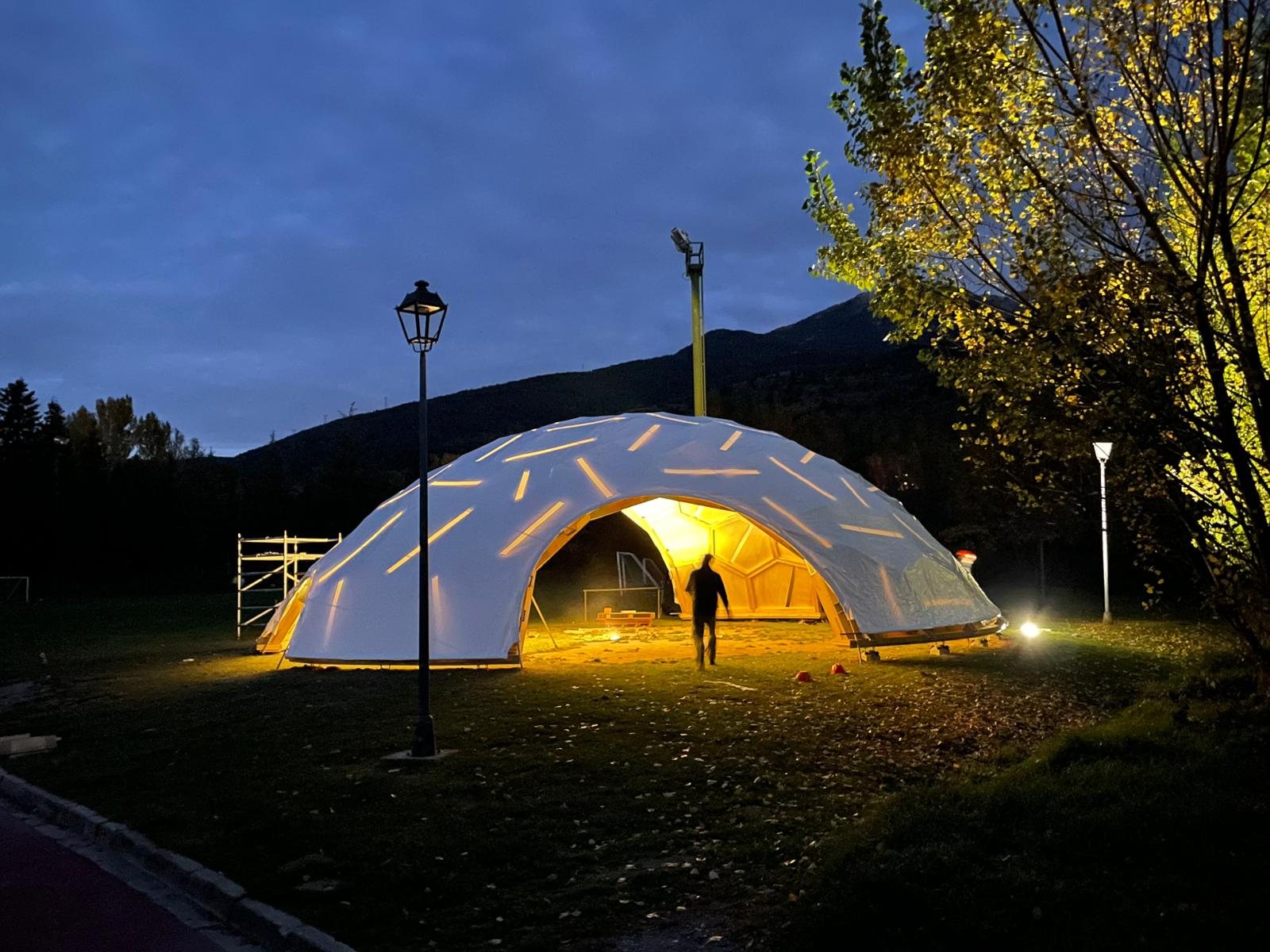 Murgola pavilion piloedre